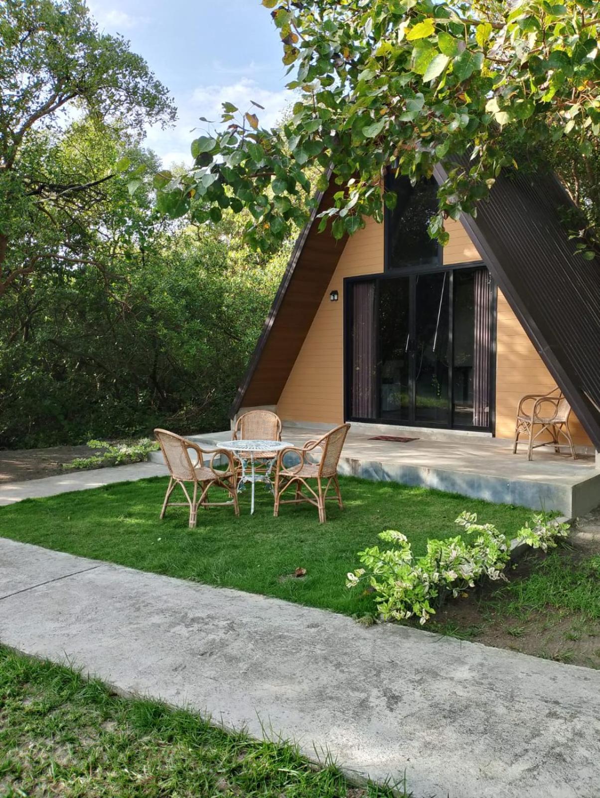 King'S Island Resort Negombo Exterior foto